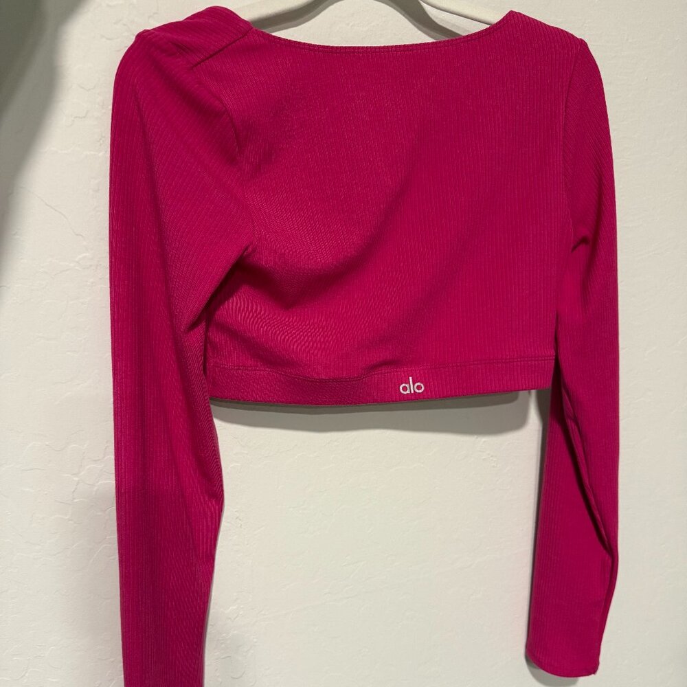 Alo Ribbed Defined Long Sleeve Bra Magenta Crush Size M - Picture 4 of 5